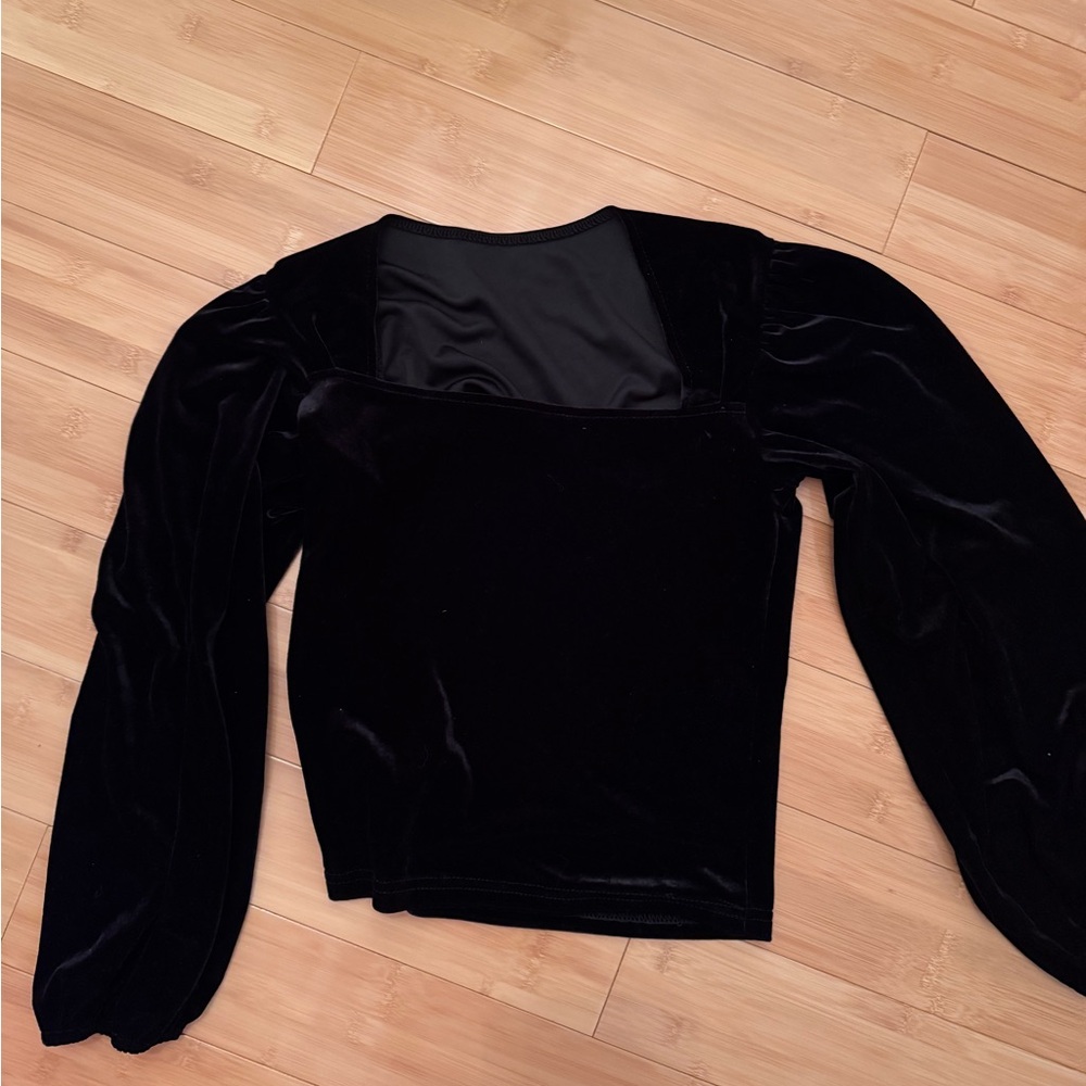 Chic Black Velvet Women's Blouse